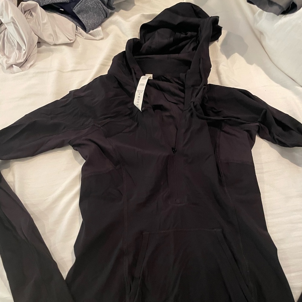 Lululemon Runbeam hoodie size 4